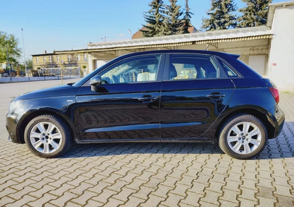 Audi A1 cena 35000 przebieg: 103000, rok produkcji 2015 z Zbąszyń małe 497